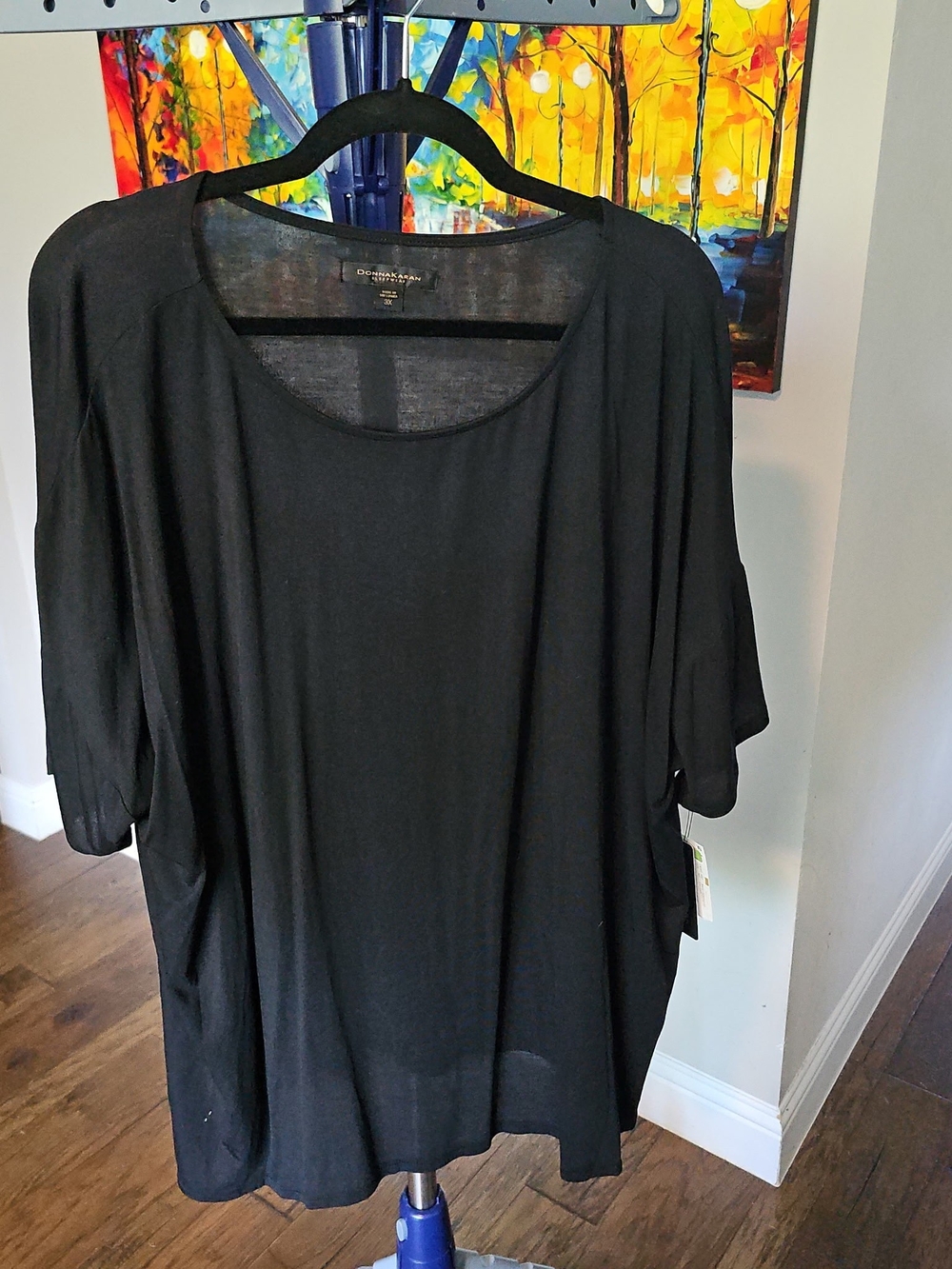 Donna Karan Black Scoop Neck Tunic Top